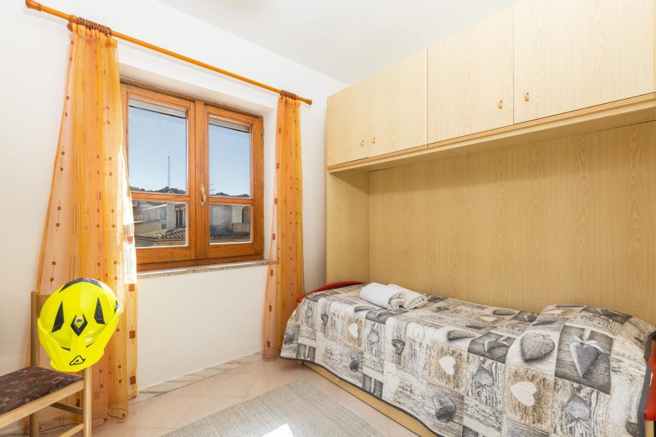 Casa A Due Passi Dal Mare Lejlighed Àrbatax Eksteriør billede